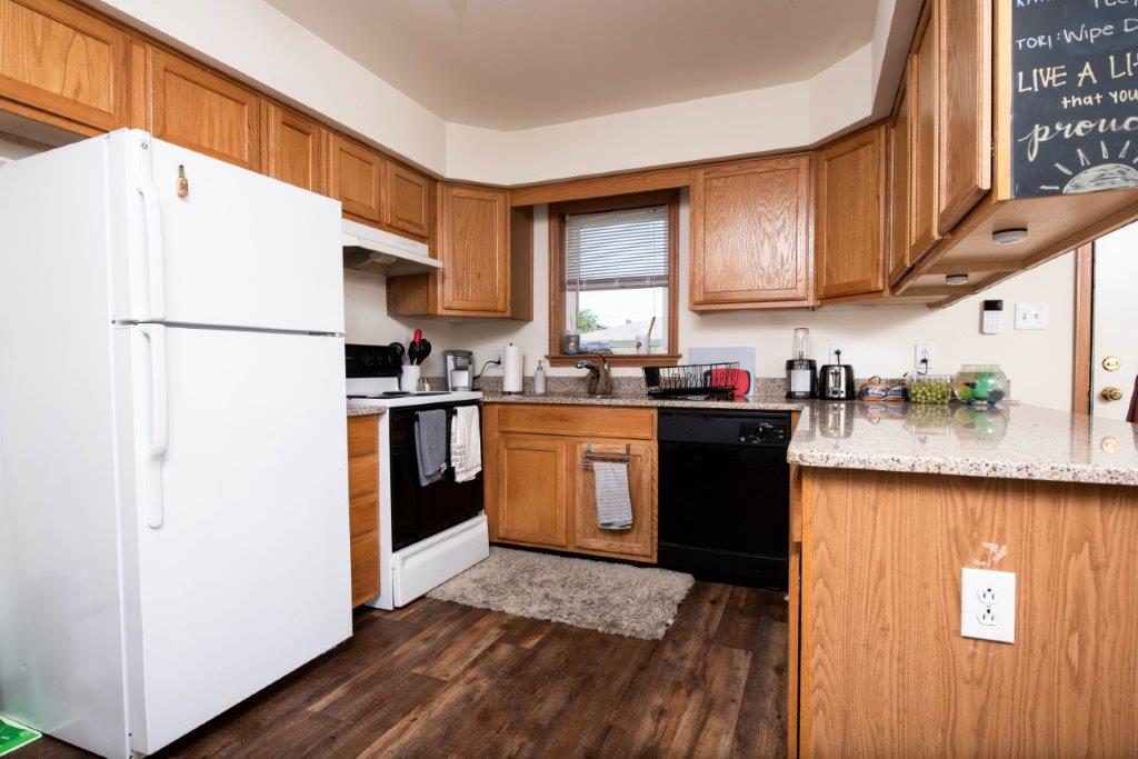 4 Bedroom New London Rd Single Family Home Kitchen